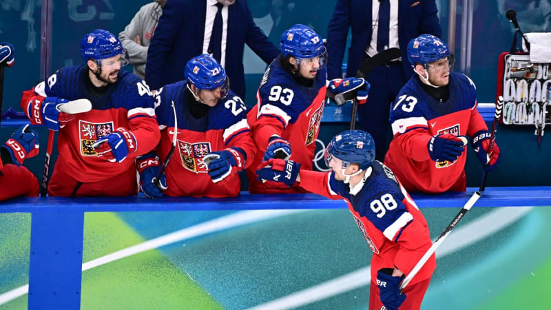 Hokejisté vydřeli s Dánskem postup do čtvrtfinále. Tam je čeká superfavorit 