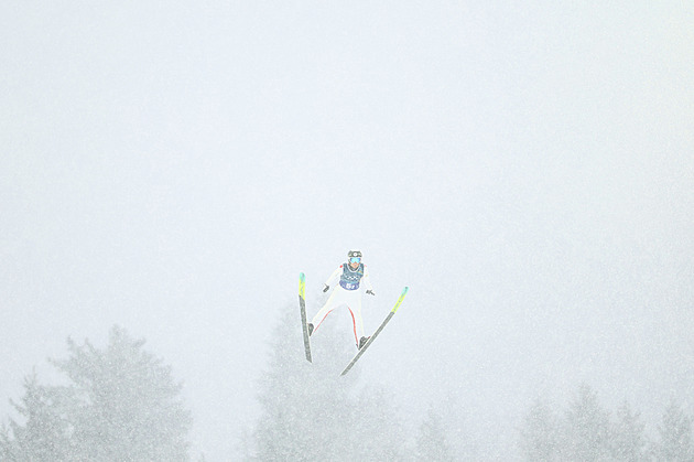 Osmé místo po první části. Sdruženáři Vytrval a Konvalinka načali klání dvojic