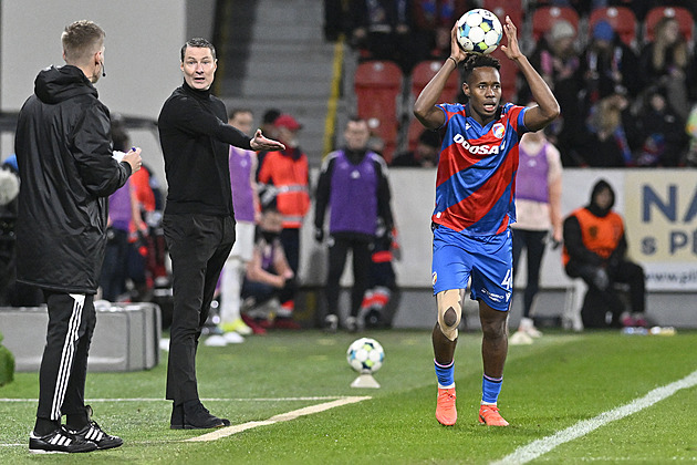 Plzeň nás donutila hrát její fotbal. S remízou musíme být spokojení, řekl Priske