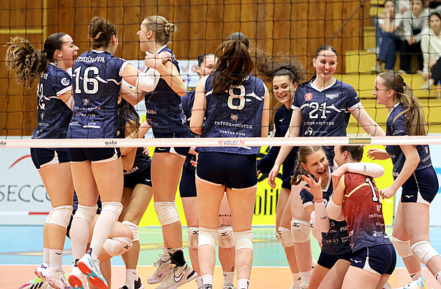 Obrovskou bitvu o play off zlomil čtvrtý set. Volejbalistky Frýdku-Místku slaví