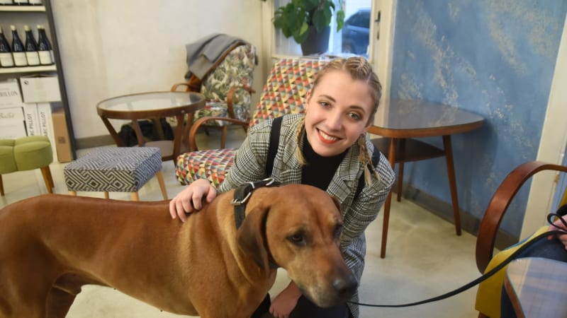 Dojemná kniha o Aničce Slováčkové. Otec z ní chtěl mít lékařku, po čem toužila ona?