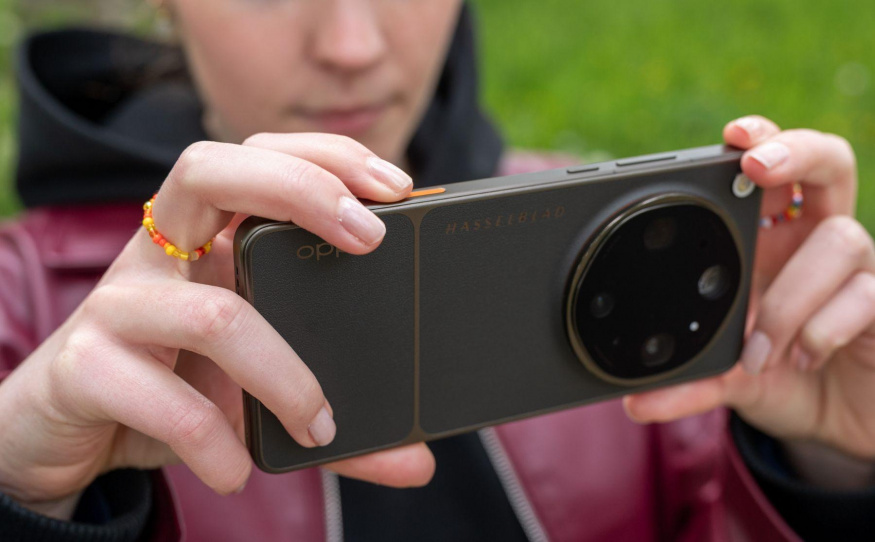 Nejlepší fotomobil roku o 10 tisíc výhodněji. Oppo Find X9 Ultra se teď mimořádně vyplatí