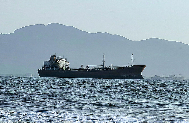 Zoufalství Saúdské Arábie. Húsíové ji nutí využívat riskantní Hormuz