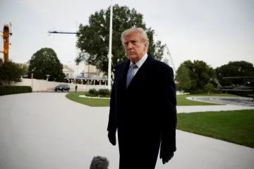 CNN, MS NOW i Politico opět získaly přístup do Bílého domu
